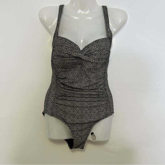 ◾️Nip Tuck Swim Joanne Twist Front Design Tummy Control One Piece Swimsuit - Picture 8 of 10